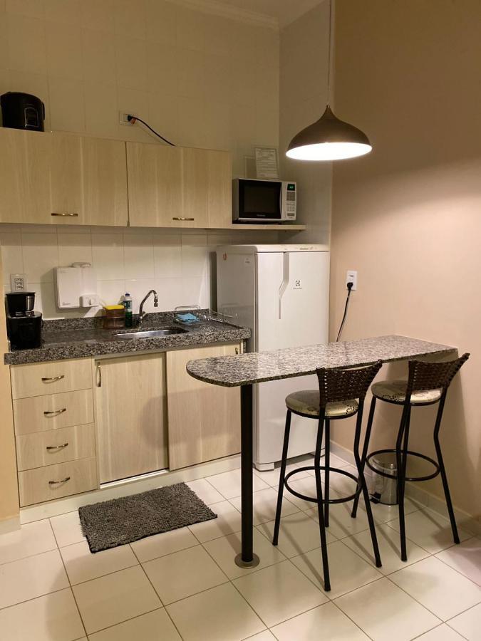 Em Apartment *